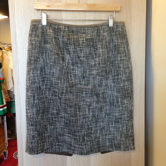 Elie Tahari Sz 10 Woven Pencil Skirt
