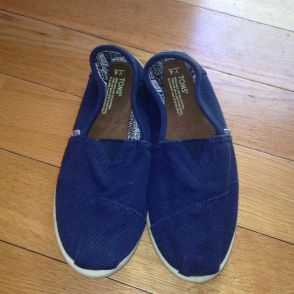 SOLD IN BUNDLEE!!!Navy blue TOMS