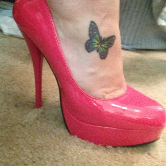 Hot pink pumps