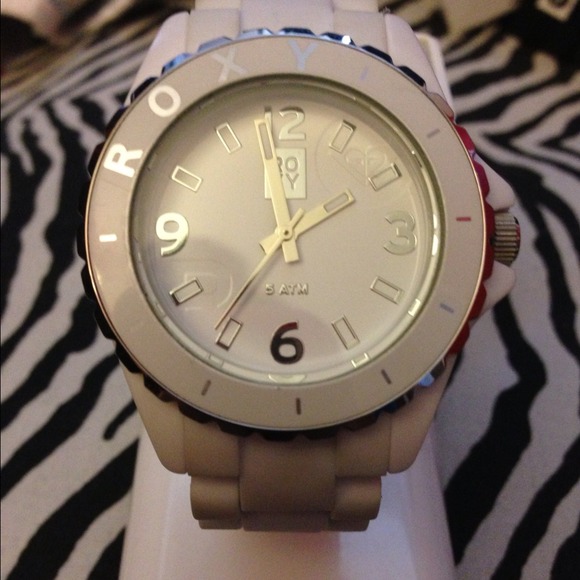 🙋HOLD🙋 White ROXY watch