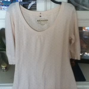 Cream quarter sleeve shirt