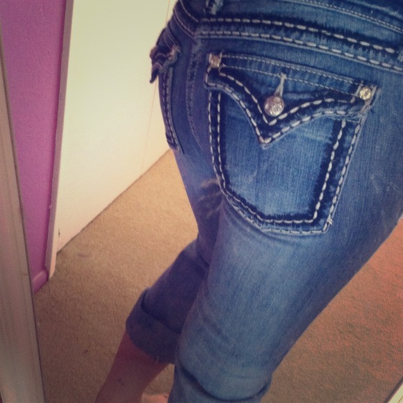 Size 28 thick stitch miss me jeans