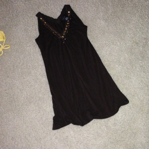 Brown dress with gold sequence