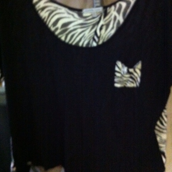 ❤SOLD IN BUNDLE Charlotte Russe Zebra Top❤