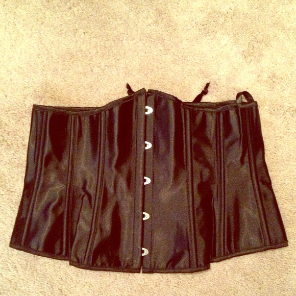 🚫SOLD🚫 🎀Black Corset 🎀