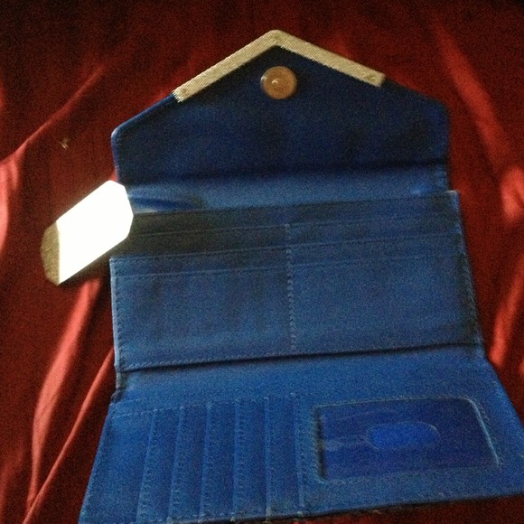 Wallet - Picture 2 of 3
