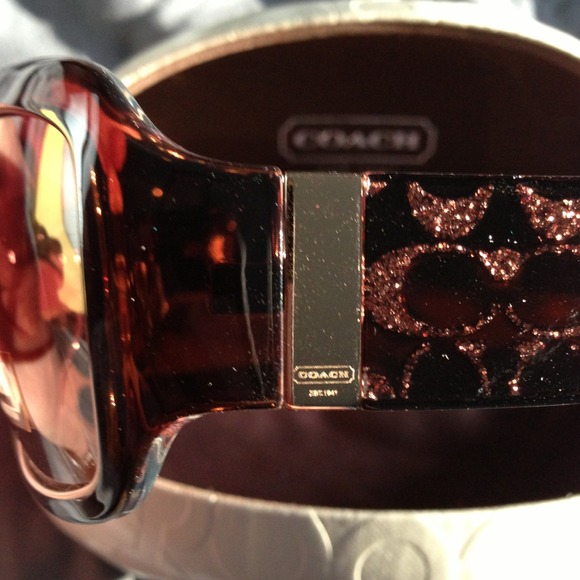 @Sold@ Coach Christiana Sunglasses - Picture 2 of 4