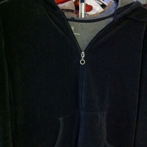 😎SOLD IN BUNDLE NY&Co Grey Velour Hoodie😎