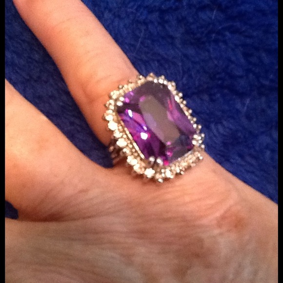 Amethyst ring - Picture 1 of 7