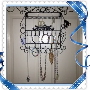 ⚠REDUCED⚠WALL ACCESSORIES/JEWELRY ORGANIZER