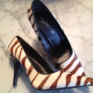 ALDO SWEET Stilettos!! Crazy Brown Zebra sz 9