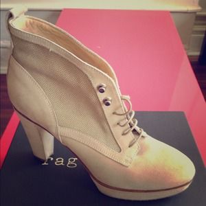 Cool and comfy Rag &  Bone Kensington bootie