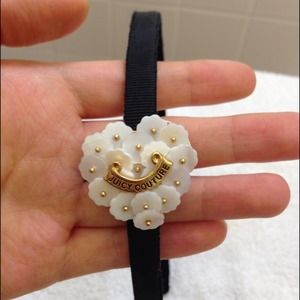 **Bundle for @Carlyd2013!!!**headband&shorts