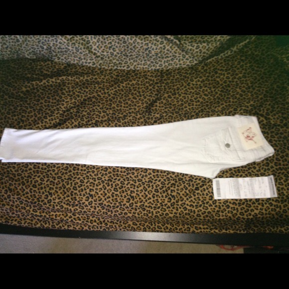 True religion jeans- SOLD - Picture 2 of 4