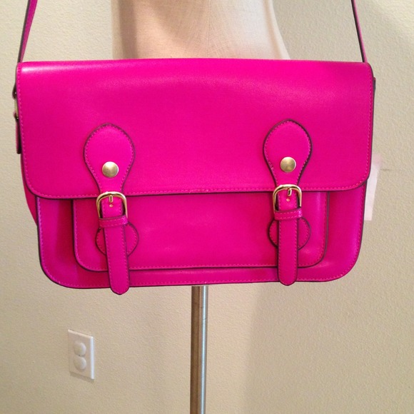 *Bundled for @heavenzmovie* Steve Madden purse - Picture 2 of 4
