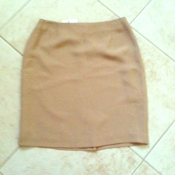 Beige work skirt