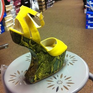 Yellow and snake skin green no heel wedge