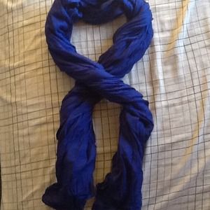 💢SOLD💢💜Navy blue crinkle scarf