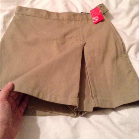 Dickies skort 15" long