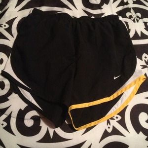 Nike Tempo Shorts NWOT