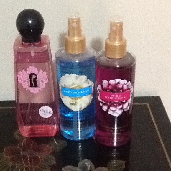 *hold* fashionista  body sprays
