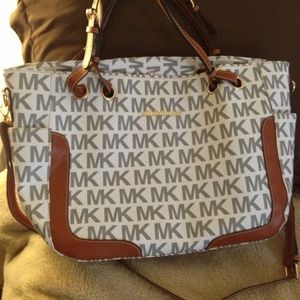 MK bag White