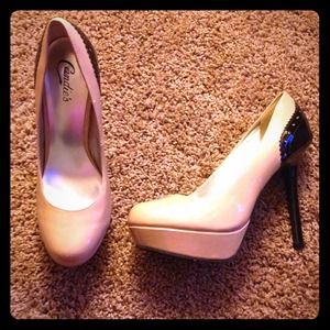 Candies nude & black heels