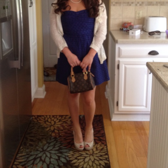 American eagle eyelet dress