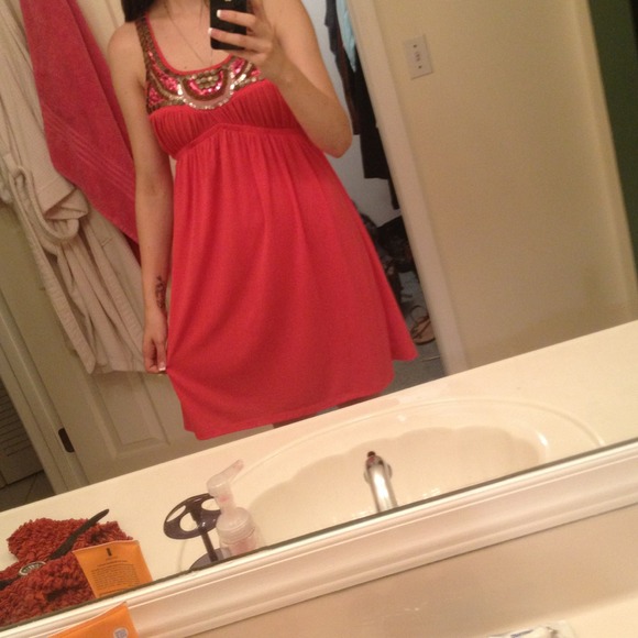 Cute coral pink dress! 💖