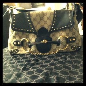 Authentic Gucci purse limited edition!