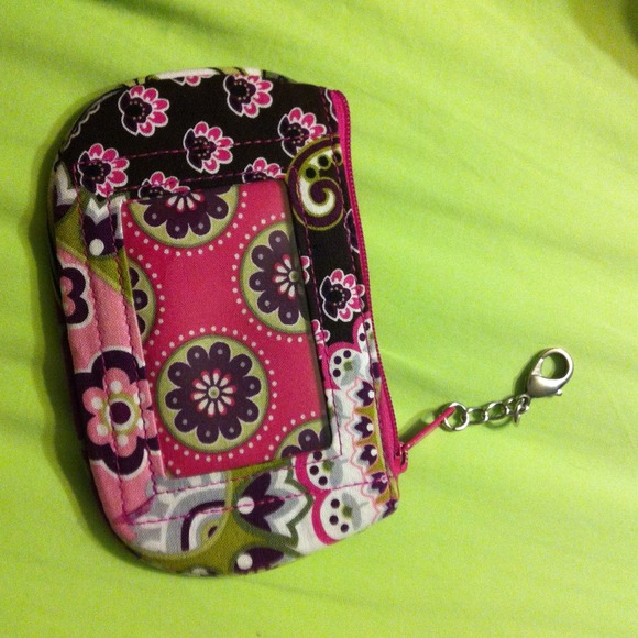 🚫SOLD!🚫Like new Vera Bradley clip zip ID holder - Picture 2 of 4