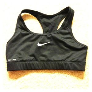 Nike DRI-FIT sports bra S