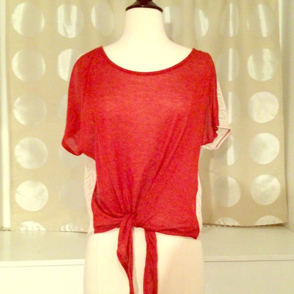 Brand new knit top with zig zag see through back