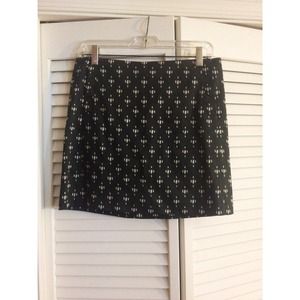 Never worn J Crew printed short pencil skirt