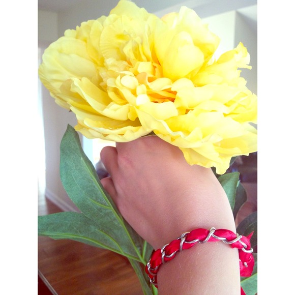 Red bracelet❤