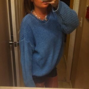 **Sold** Very comfy oversized sweater