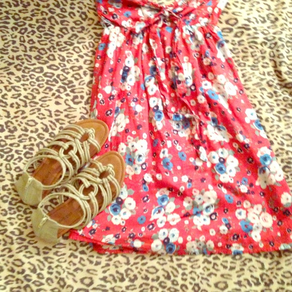 Cute Aero Strapless dress! :)
