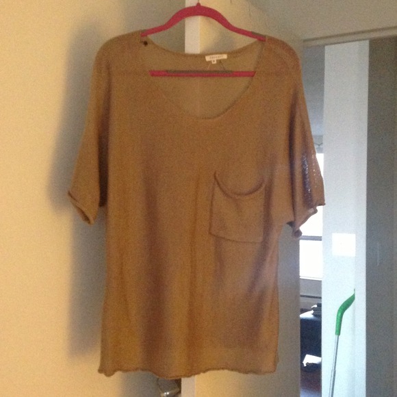 Brown/beige top