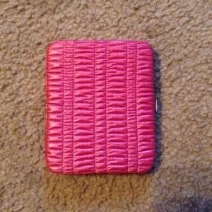 Flat wallet/ID holder