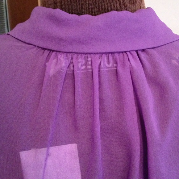 NEW Jeunesse Silk Top - Picture 3 of 5