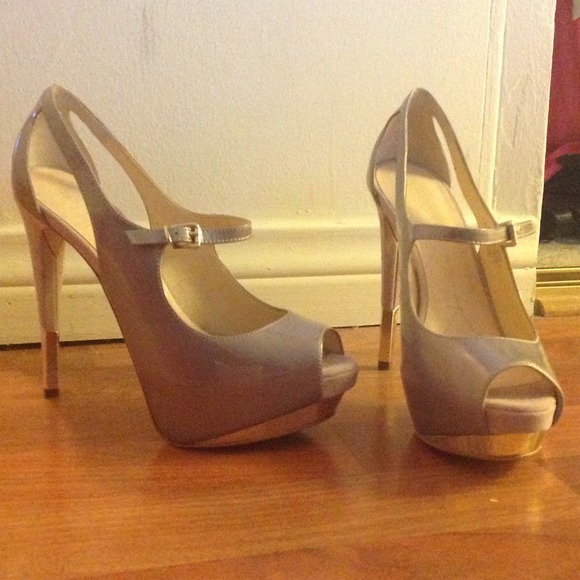 Never worn lavender & gold heels