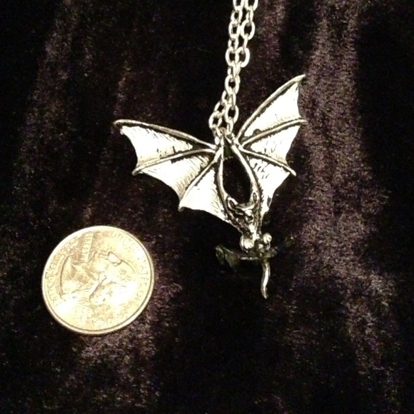 🍒SOLD!🍒 of England Fledermaus Pendant - Picture 2 of 3