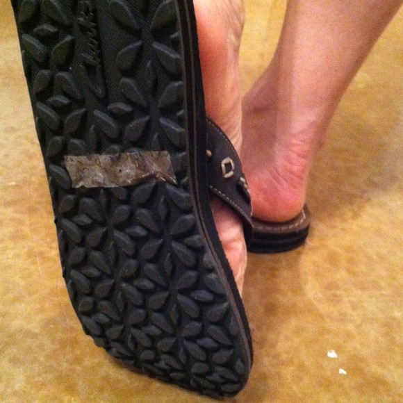 Clark's sandals❌SOLD❌ - Picture 4 of 4