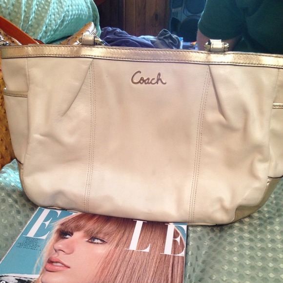 TRADED!  Leather Coach Gallery Tote
