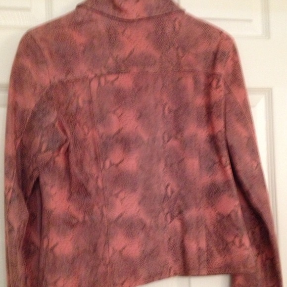 Jacket - Picture 4 of 4