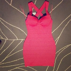 🚫SOLD🚫Pink bodycon dress - NWT