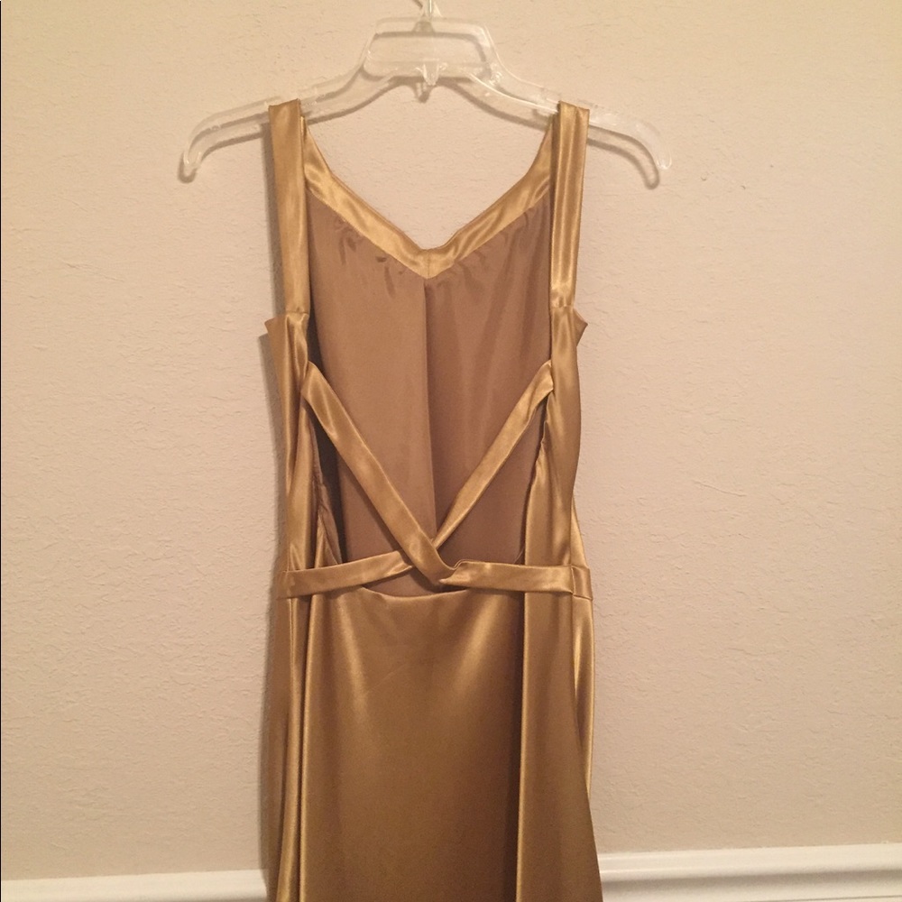 SOLD 😥 Gold Dress "How to Lose a Guy in 10 Days" - Picture 7 of 8