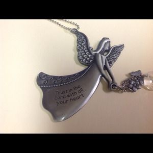 Rearview mirror angel catcher