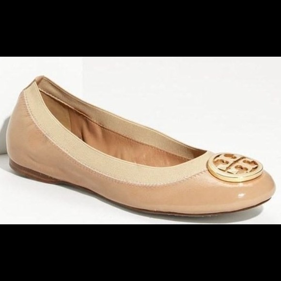 **SOLD** Tory Burch nude "Caroline" flats size 8