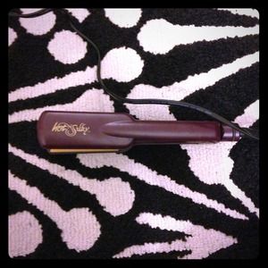 Never been used crimping iron